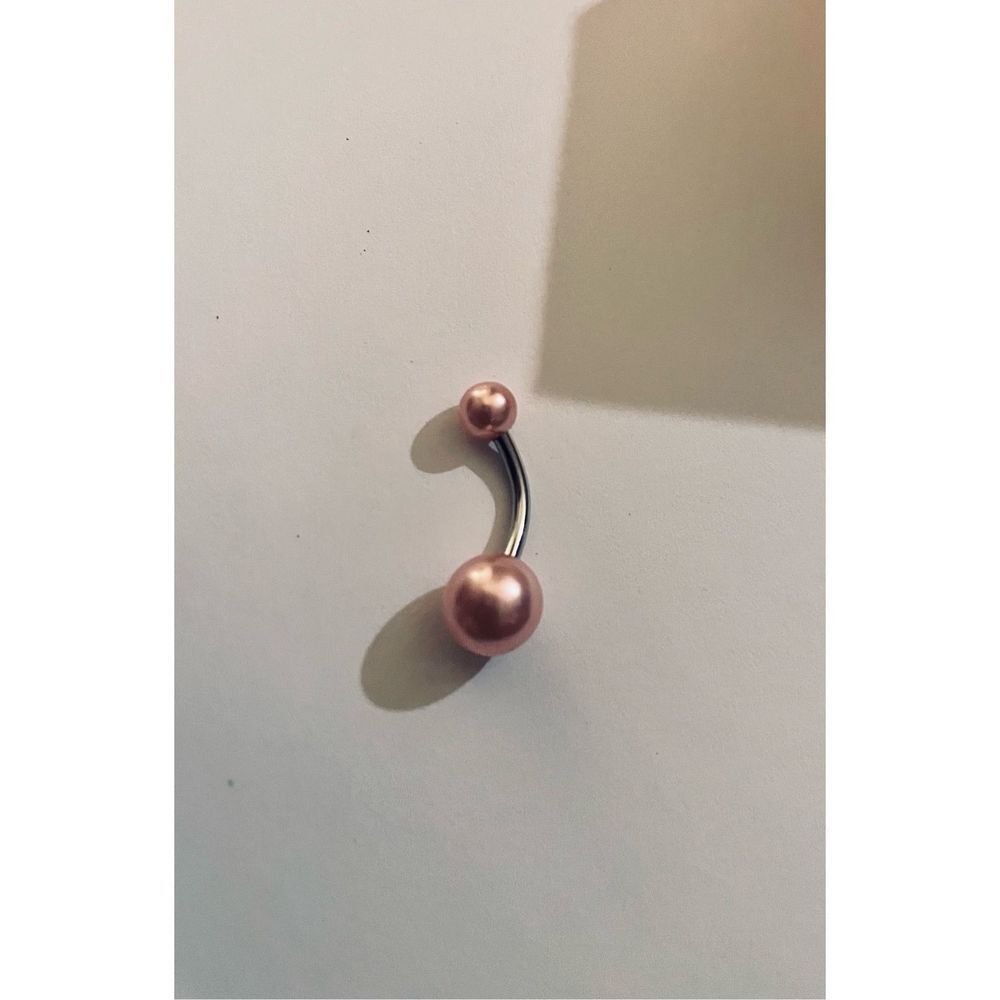 PRETTY PINK BELLY RING - Picture 3 of 7